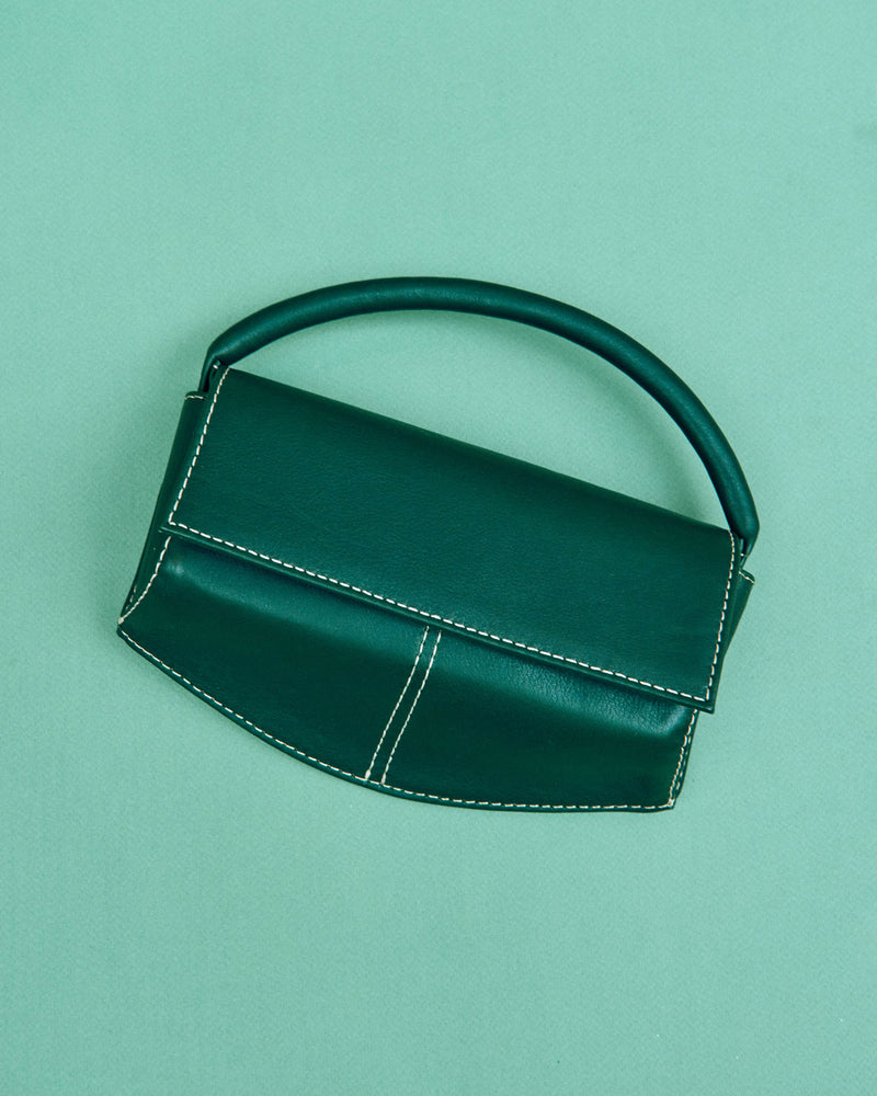 
                  
                    Cargar imagen en el visor de la galería, CECILE VERDE
                  
                