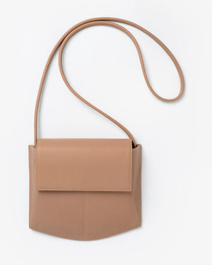 
                  
                    Cargar imagen en el visor de la galería, OLIVIA CAMEL
                  
                